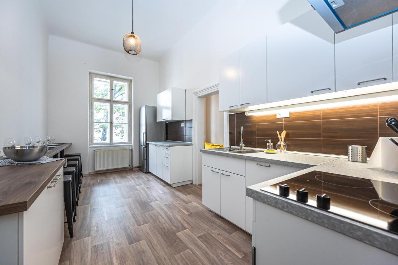 New Town Central Apartment Prag Eksteriør billede